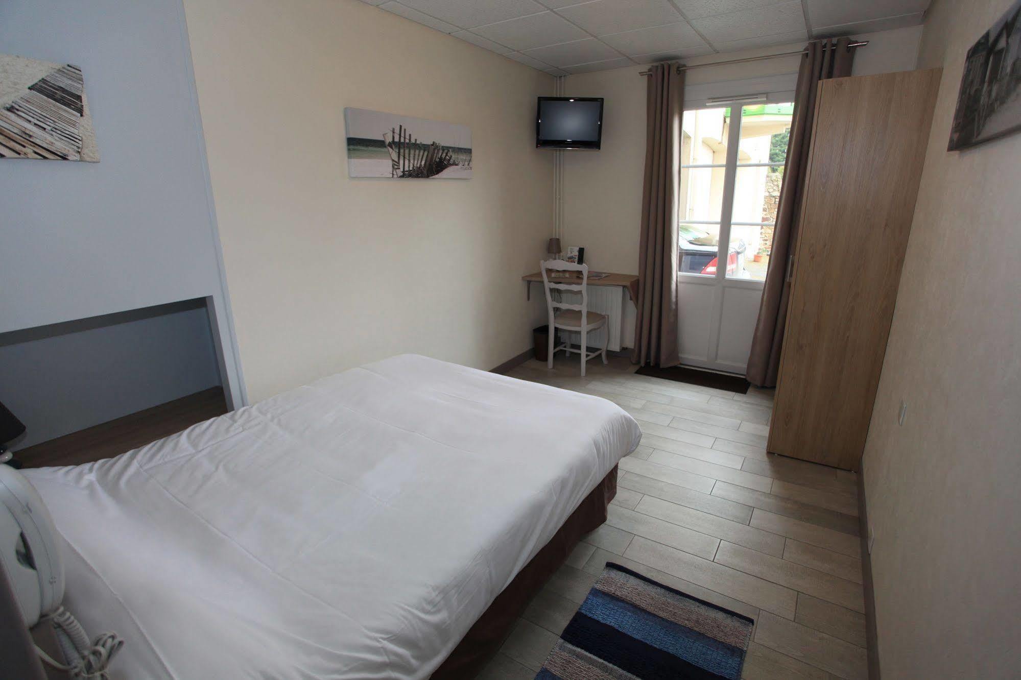 Contact Hotel - Hotel Le Lion D'Or Lamballe Eksteriør billede